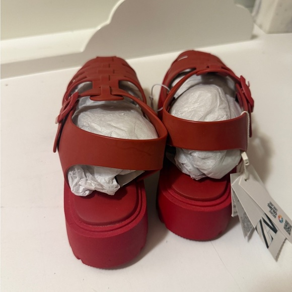 Zara Red Strappy Sandals. New with tags - Picture 2 of 8